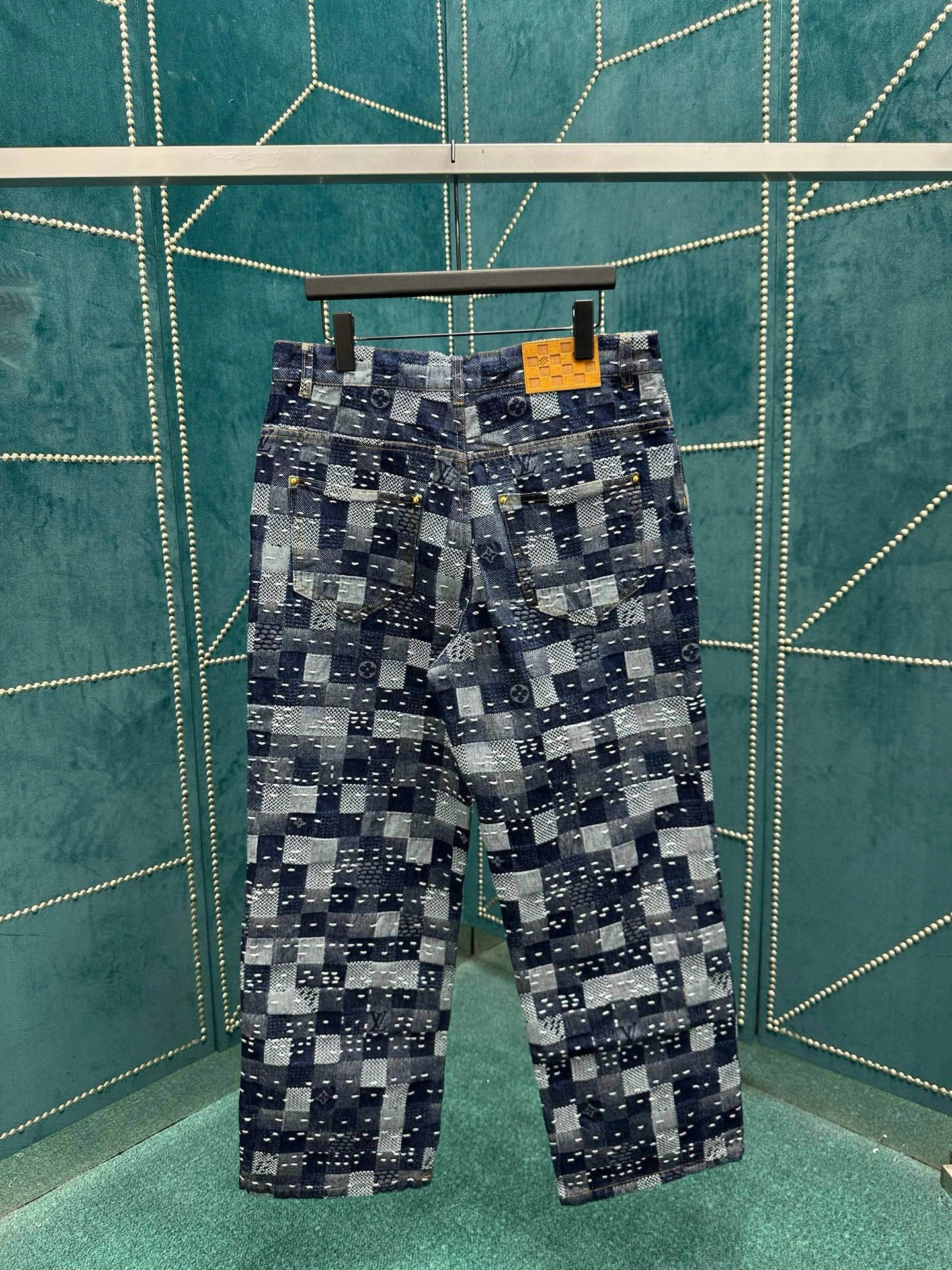 wg.luxury- 8V item:E-F409G2668